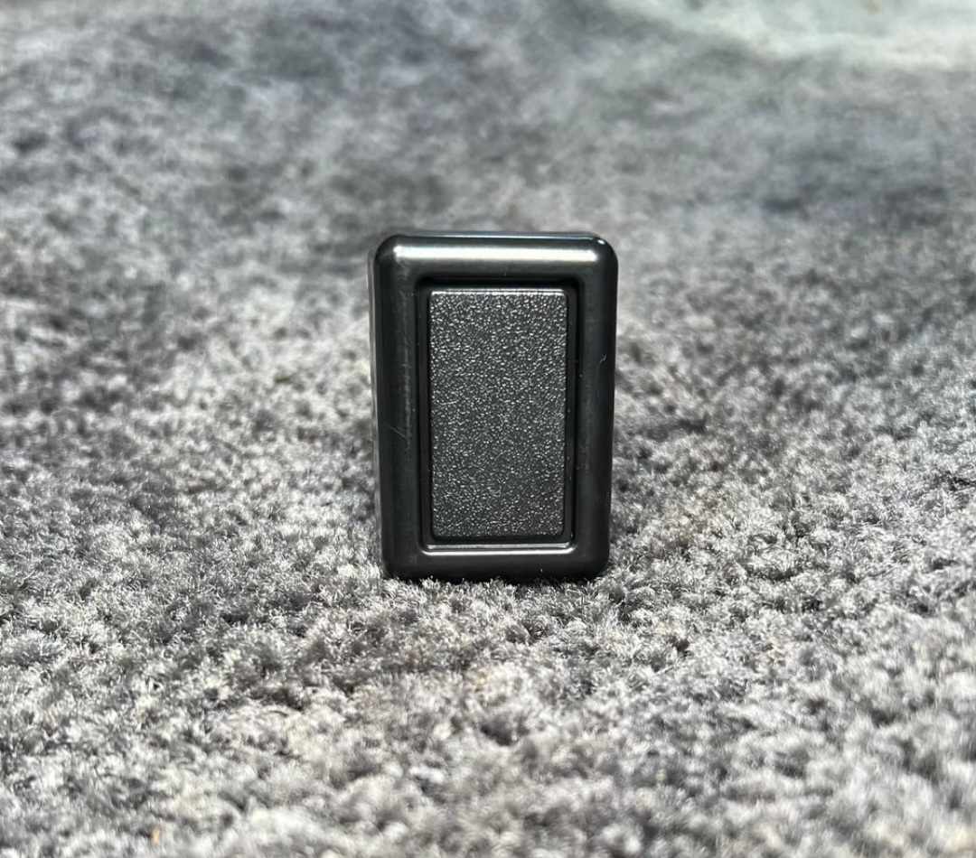 Switch blank image 3